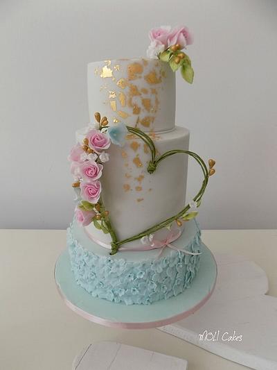 Heart  - Cake by MOLI Cakes