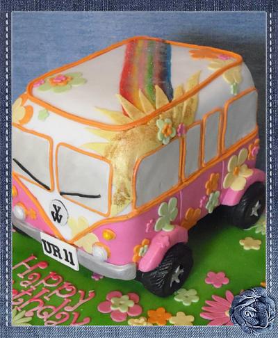 Flower power bus - Cake by Essentially Cakes
