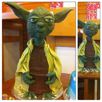 Yoda - Cake by Nicky Gunn