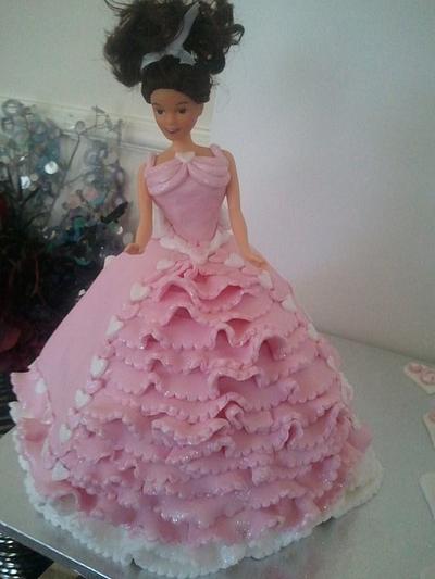 Pink Princess - Cake by ldarby
