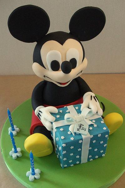 Mickey Mouse - Cake by teasha