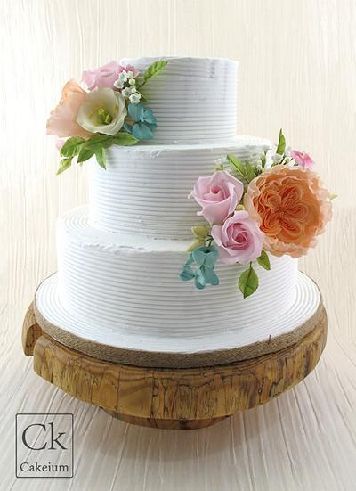 Rustic Floral Wedding Cake - Cake by Natasha Shomali
