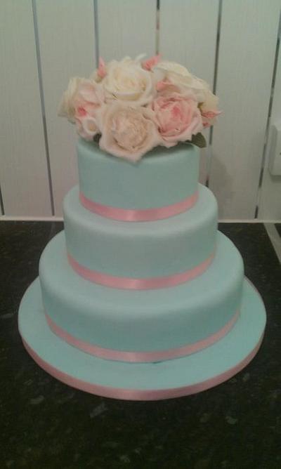 Duck egg wedding cake - Cake by starcakesbydonya