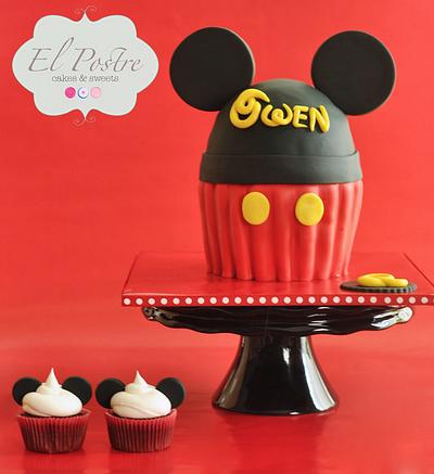 Mickey Mouse theme cake - Cake by Claudia Gonzalez