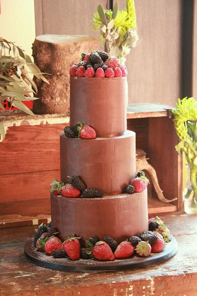 Naked Chocolate & Berries - Cake by Savannah