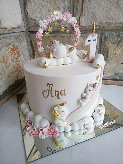 Unicorns fondant cake - Cake by TorteMFigure