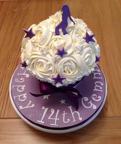 Gemma's 14th birthday cake - Cake by Roberta