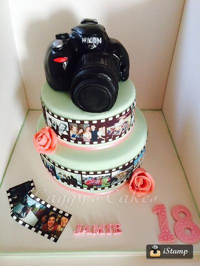 Camera cake - Cake by Caggy