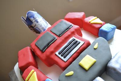 Robotic "OP" Sweetness - Cake by LaTanya J