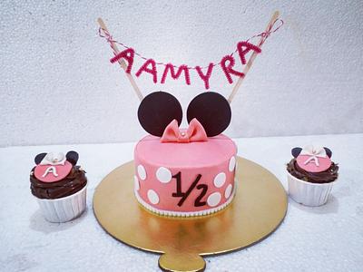 Minnie  mouse  cake  - Cake by Patisserie by vandana