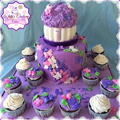 Smash cake - Cake by Sabrina - White's Custom Cakes 