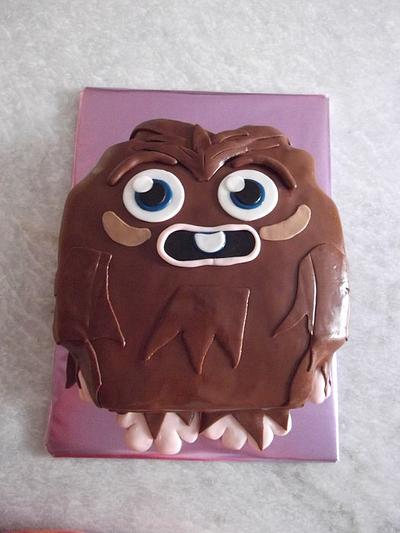 Furi Moshy Monster - Cake by Niknoknoos Cakery