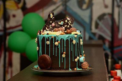 Drip cake - Cake by Ankita Singhal