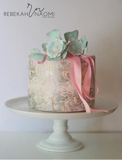 Antique'd fondant effect cake - Cake by Rebekah Naomi Cake Design