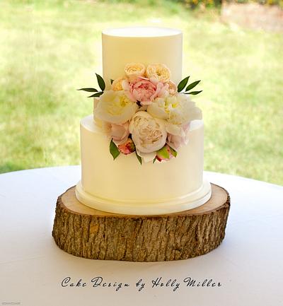 A Natural Beauty - Cake by Holly Miller