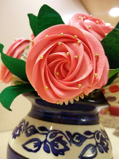 The perfect rosette... - Cake by Handmade Happiness
