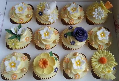 Easter Cupcakes :) - Cake by Elaine's Cheerful Colourful Cupcakes