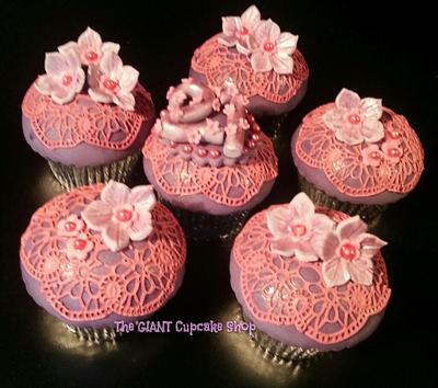 Lace Cupcakes - Cake by Amelia Rose Cake Studio