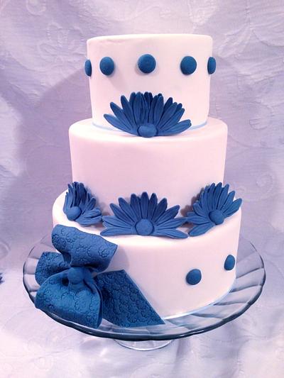 Blue and white wedding cake - Cake by Maggie Rosario