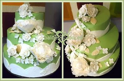 Green & Gold Romance - Cake by baloesdoces