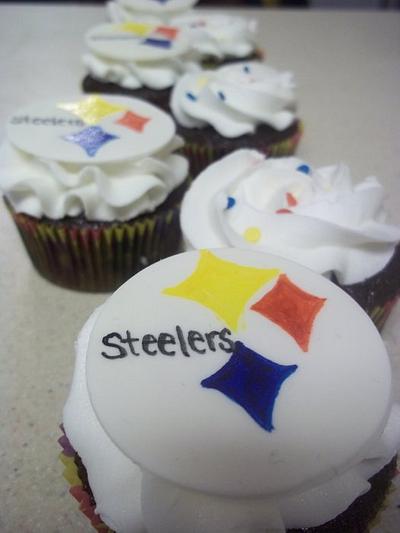 Steelers Cupcakes - Cake by cakes by khandra