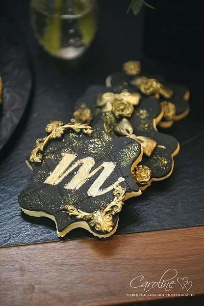 Black & gold baroque cookies  - Cake by DIVA OF CAKE 