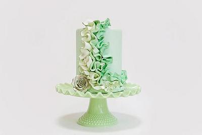 St. Patrick's ruffles by Mili - Cake by milissweets