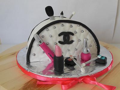 chanel make up - Cake by Rianne