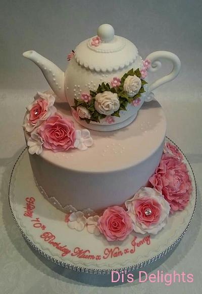 Vintage Teapot Cake - Cake by Di's Delights 
