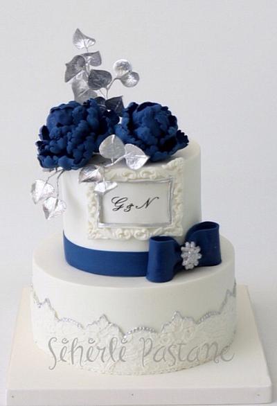 Blue Flowers Cake - Cake by Sihirli Pastane
