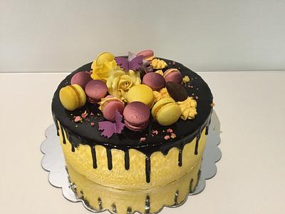 Drip Cake  - Cake by Donatella Bussacchetti