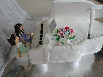 Piano's Fantasy - Cake by NacaDea