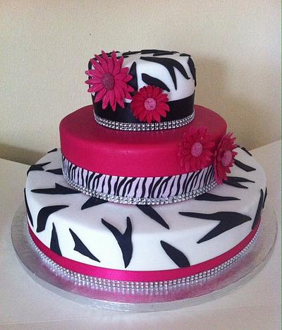 Zebra print pink & diamante - Cake by CakeMeHappy15