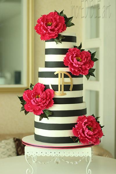 "Chic" Wedding Cake - Cake by Rumana Jaseel