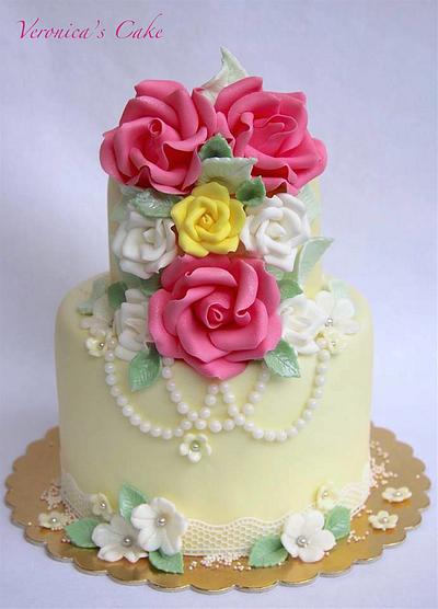 Rose birthday cake - Cake by Veronica22