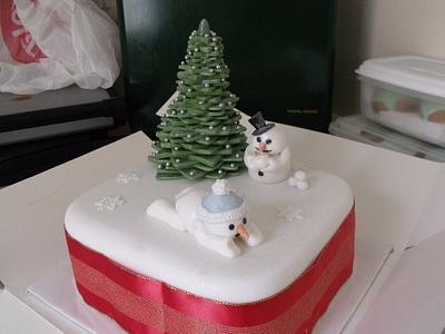 snowman cake 2  - Cake by zoe