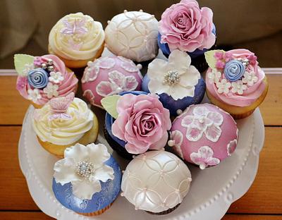 Romantic Floral Cupcakes - Cake by Jenny Kennedy Jenny's Haute Cakes