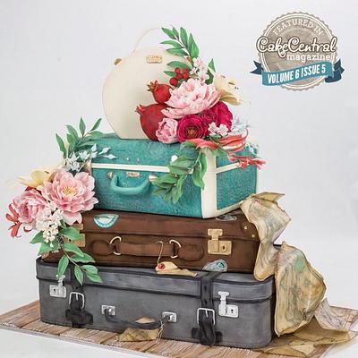 A Vintage Maps Wedding Cake Central Magazine - Cake by Julia Marie Cakes