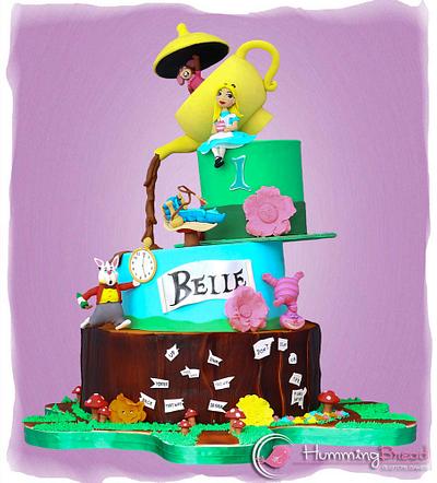 Alice In Wonderland - Cake by HummingBread