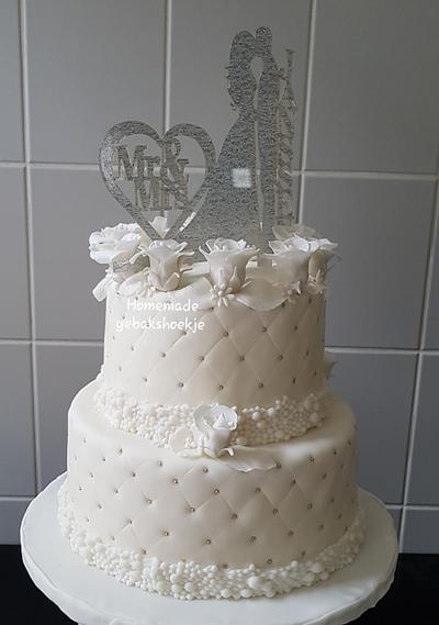 First weddingcake - Cake by Gebakshoekje