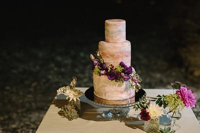 wedding by the sea - Cake by Yummy Cake Shop