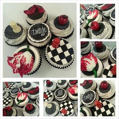twilight team edward cupcakes  - Cake by kaykes