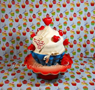 Giant cupcake - Cake by Dolci Chicche di Antonella