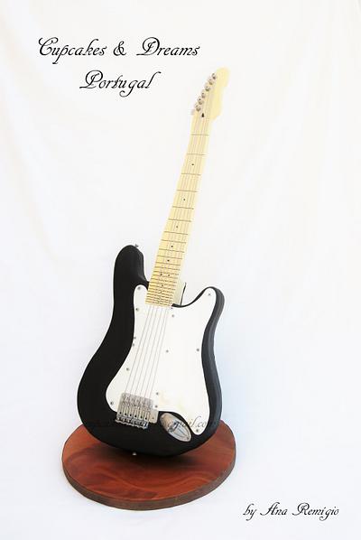 3D FENDER (ERIC CLAPTON) - Cake by Ana Remígio - CUPCAKES & DREAMS Portugal