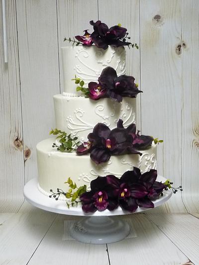 Buttercream cake with hand piped scrollwork - Cake by A Slice of Art
