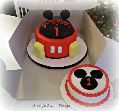 Mickey - Cake by Shelly's Sweet Things