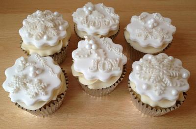 Winter White Baileys Cupcakes - Cake by Nikskakes