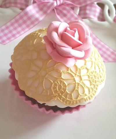 Lace and rose cupcake - Cake by Kirstie Edwards