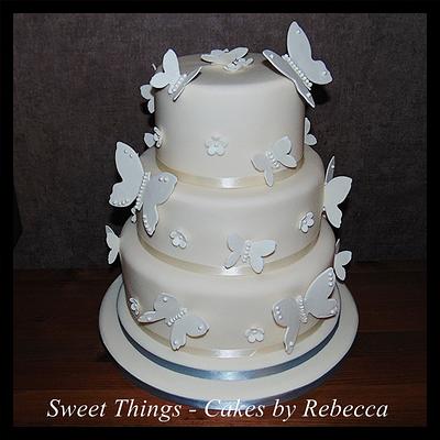 butterfly wedding cake - Cake by Sweet Things - Cakes by Rebecca