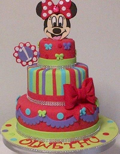 Another Minnie Cake - Cake by CupCake Garage